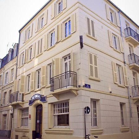 Hotel Le Reynita Trouville-sur-Mer Bagian luar foto