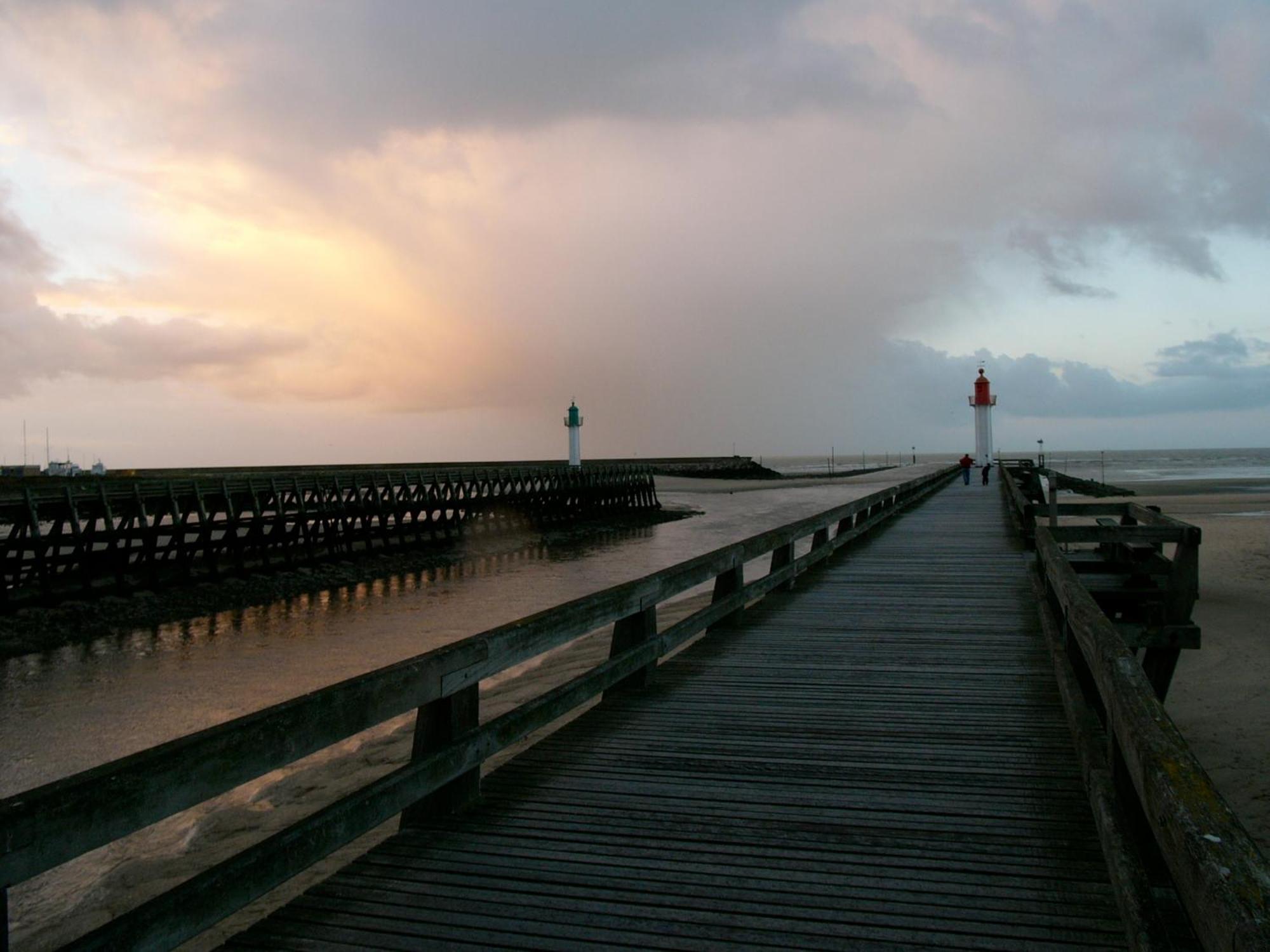Hotel Le Reynita Trouville-sur-Mer Bagian luar foto
