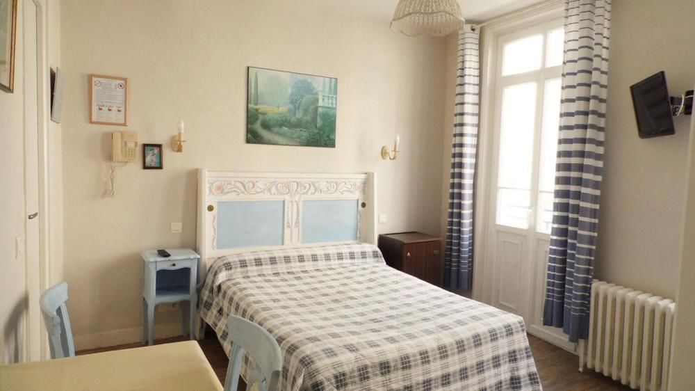 Hotel Le Reynita Trouville-sur-Mer Bagian luar foto