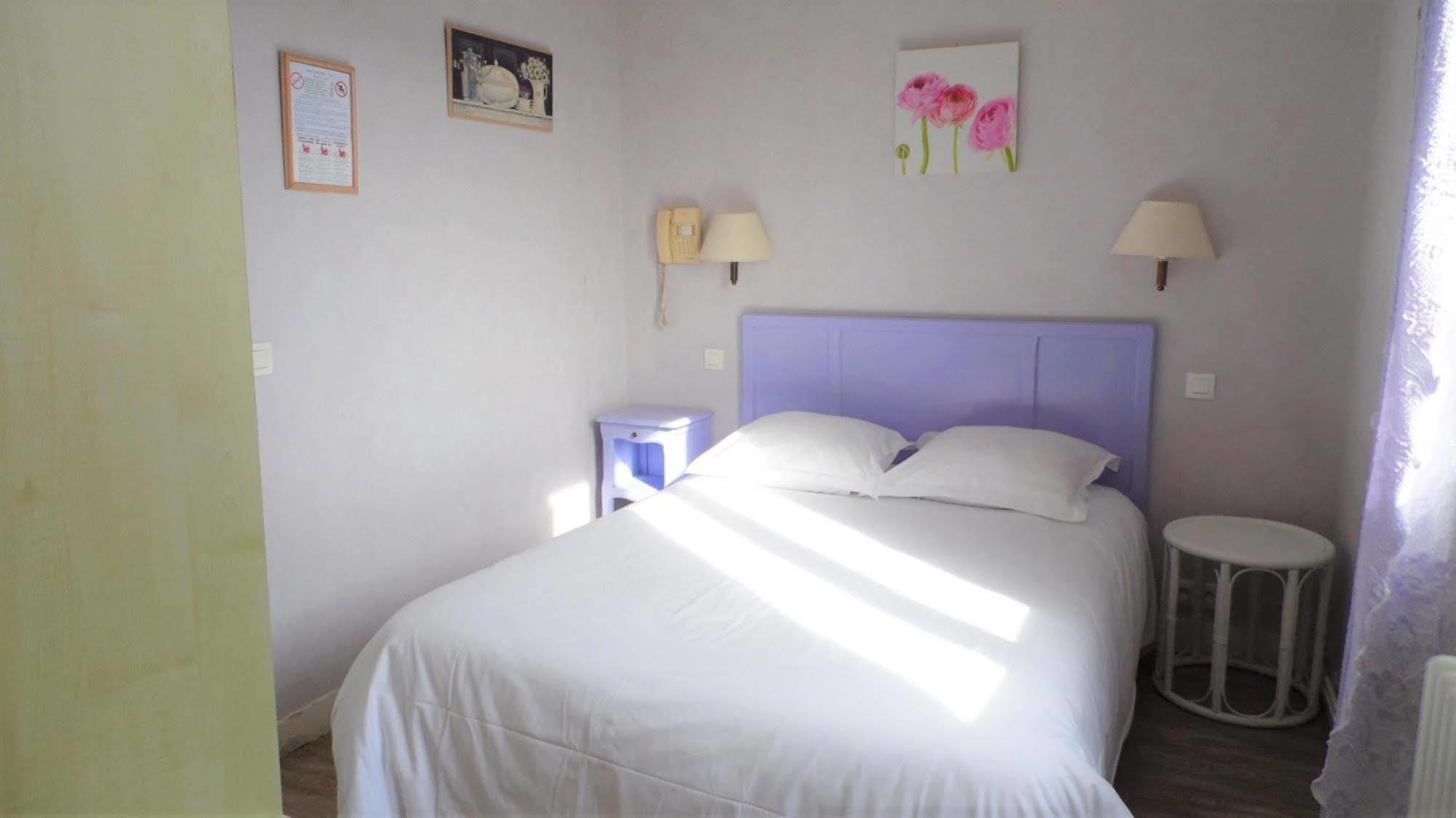 Hotel Le Reynita Trouville-sur-Mer Bagian luar foto