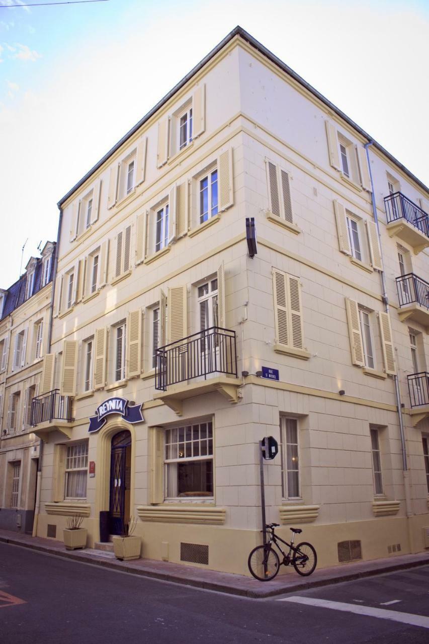 Hotel Le Reynita Trouville-sur-Mer Bagian luar foto