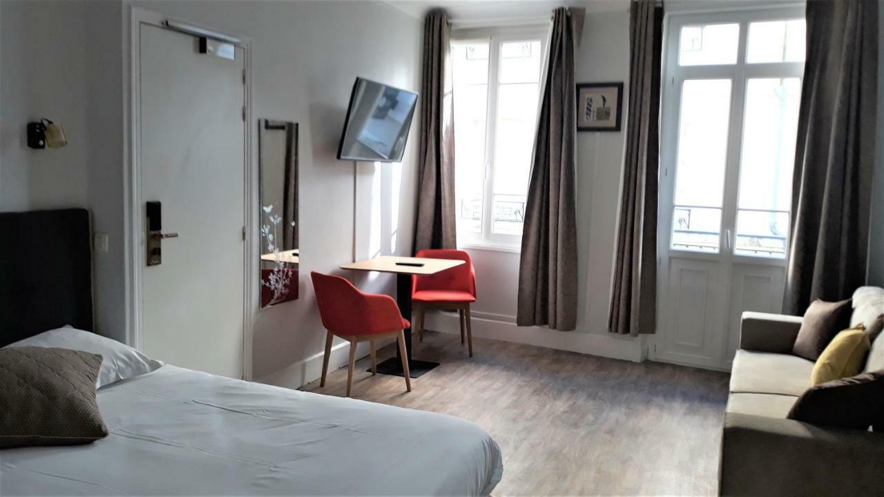 Hotel Le Reynita Trouville-sur-Mer Bagian luar foto