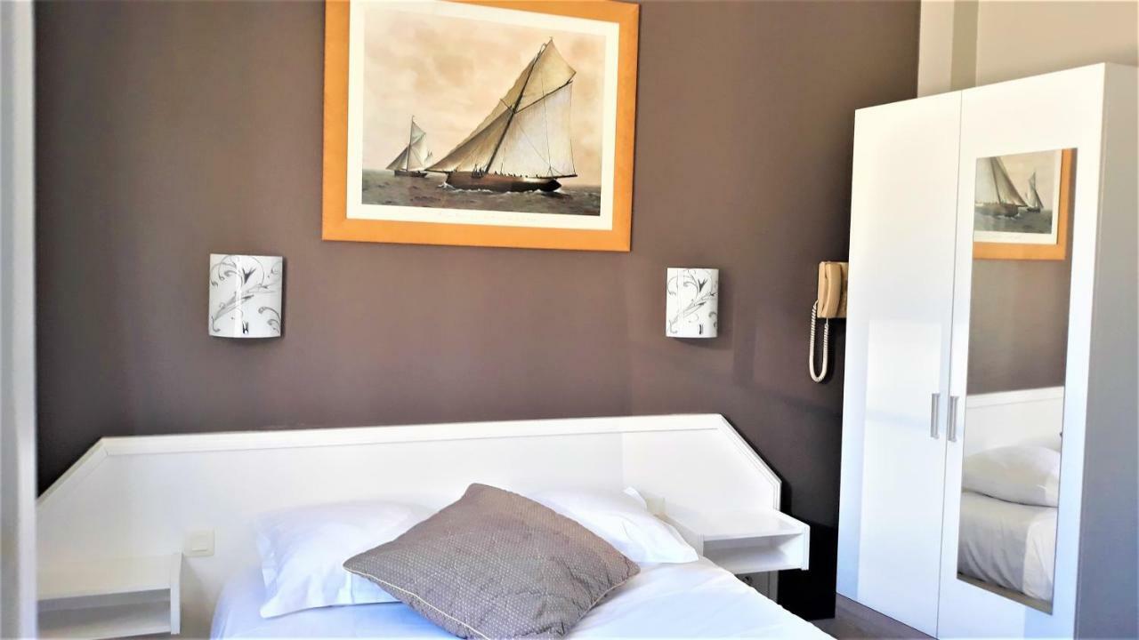 Hotel Le Reynita Trouville-sur-Mer Bagian luar foto
